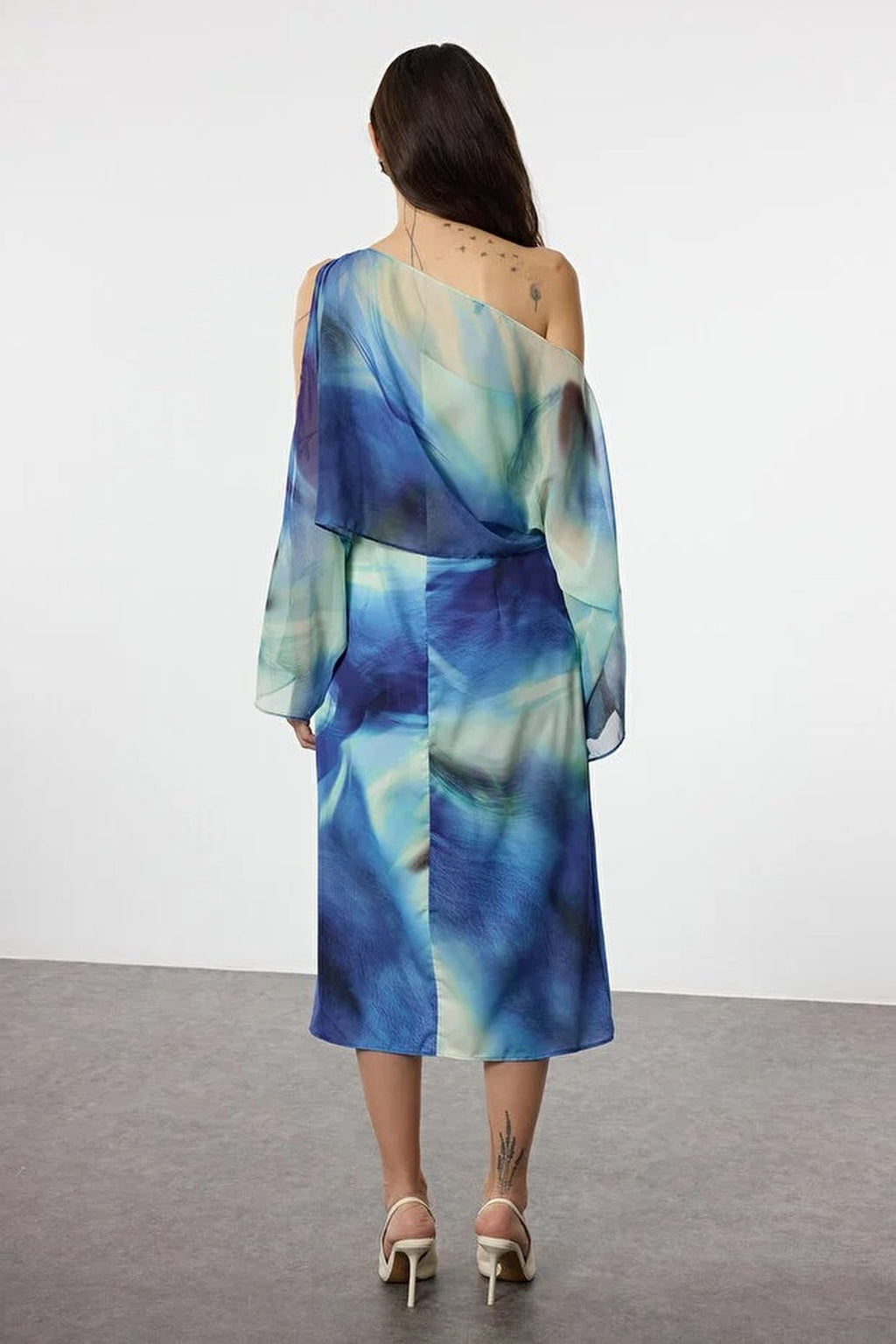 Abstract Patterned Straight Cut Maxi Dress with Cape Detail