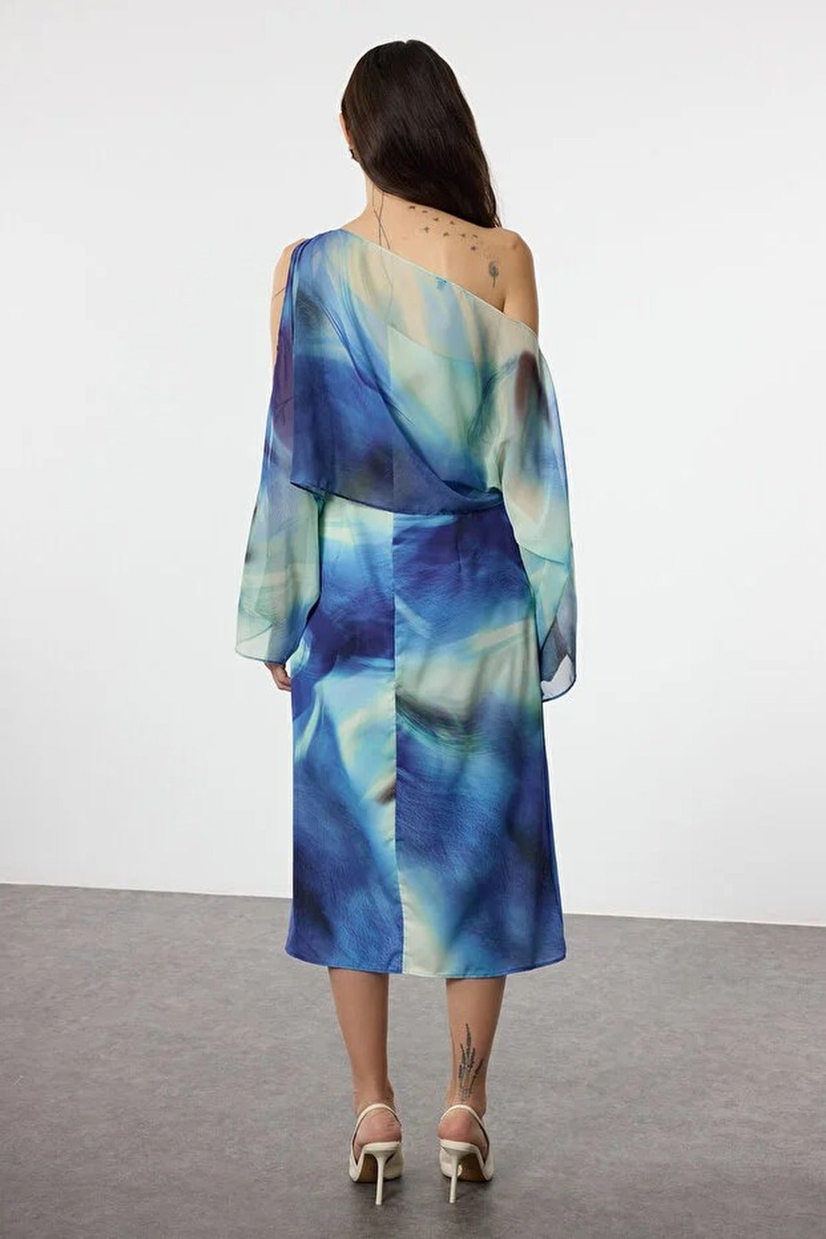 Abstract Patterned Straight Cut Maxi Dress with Cape Detail