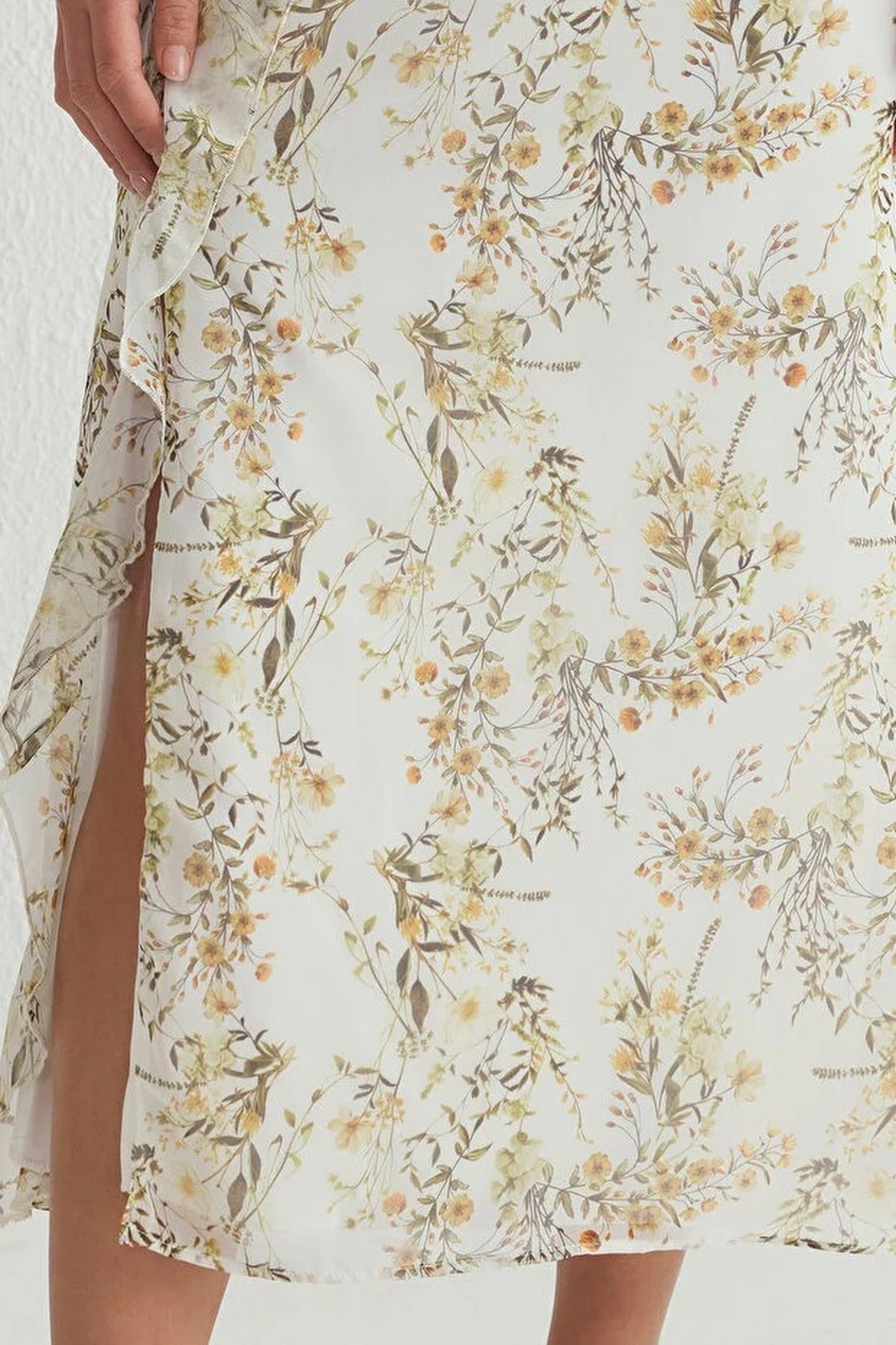 Floral Ruffled A-Line Chiffon Woven Maxi Dress