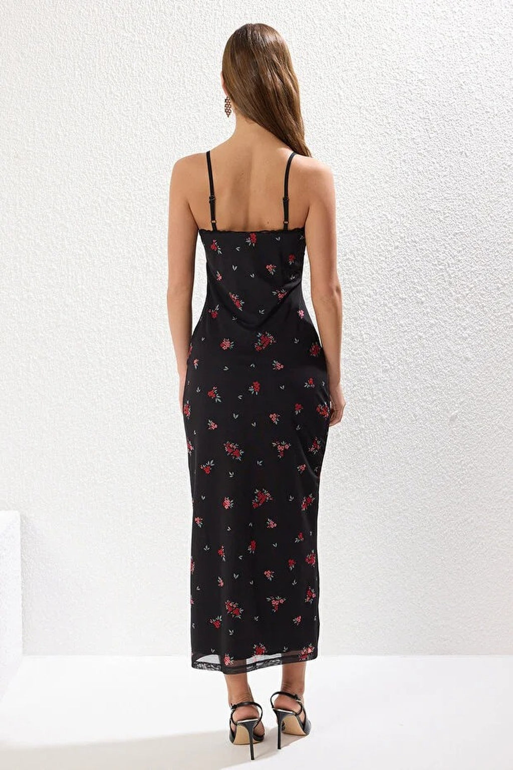 Maxi Fitted Knit Dress with Floral Tulle Lace Details