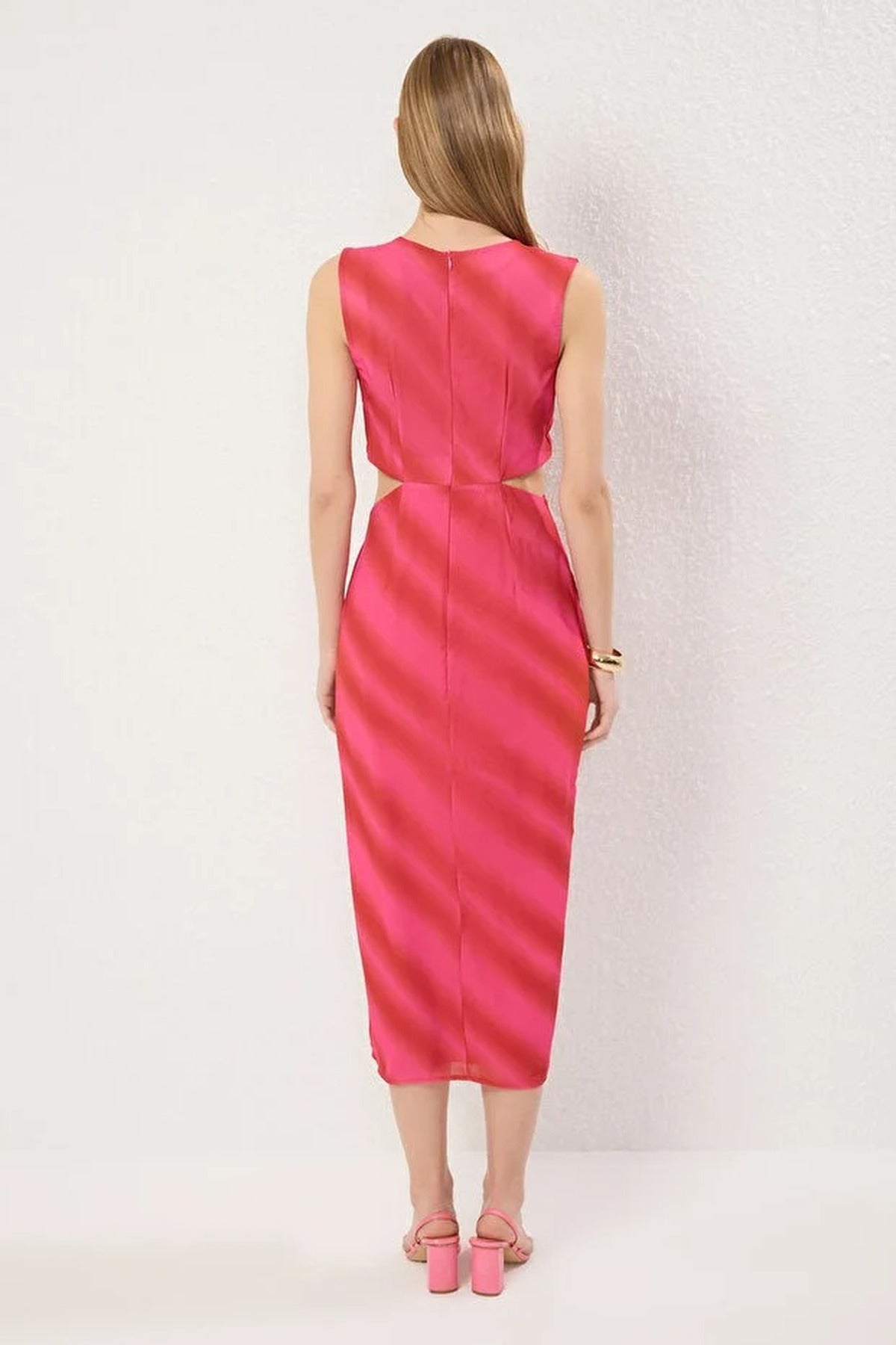 Abstract Patterned Maxi Woven Dress with Waist Detail