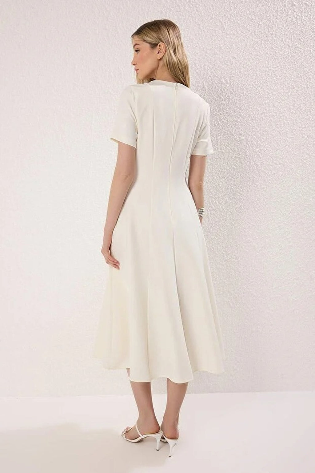 Round Neck Short Sleeve Fit and Flare Midi Dress