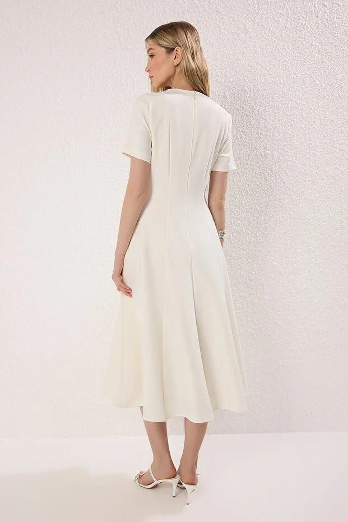 Round Neck Short Sleeve Fit and Flare Midi Dress