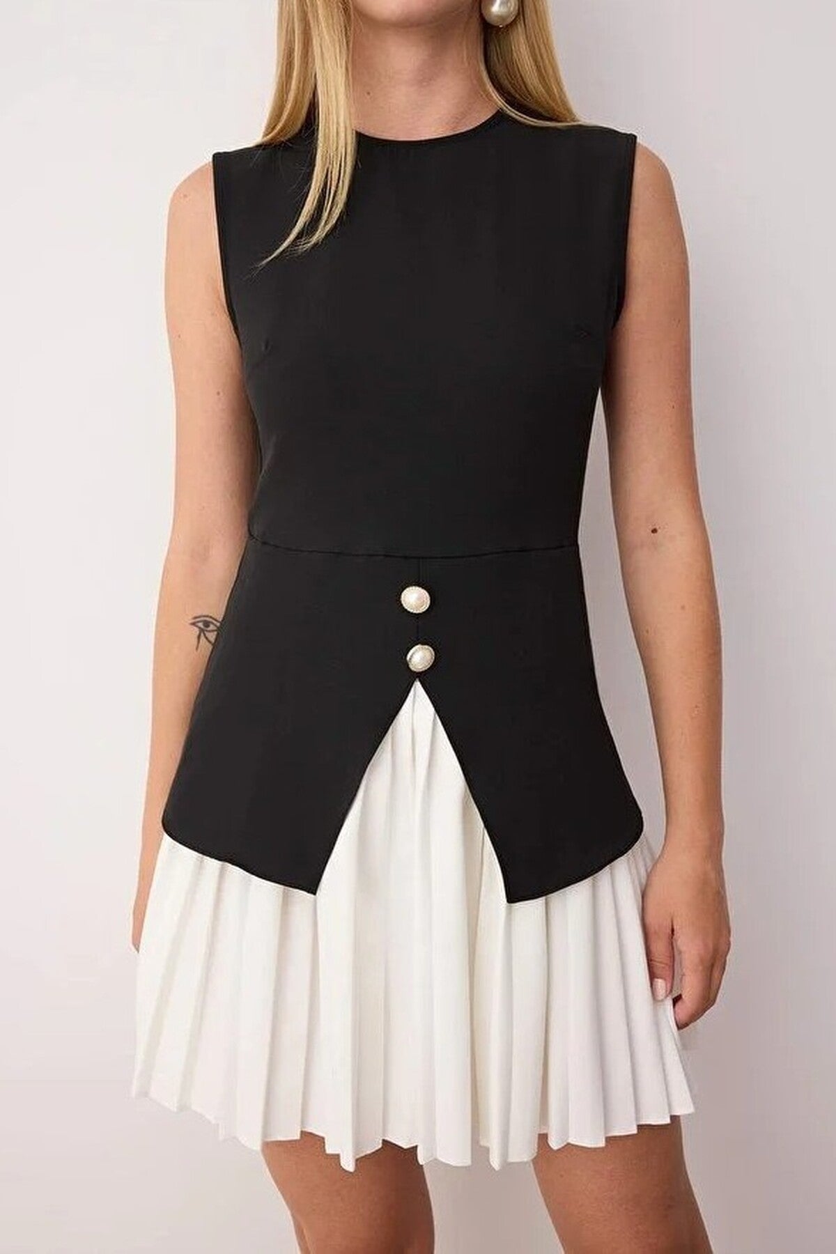 Short Woven Dress with Pleats and Button Details