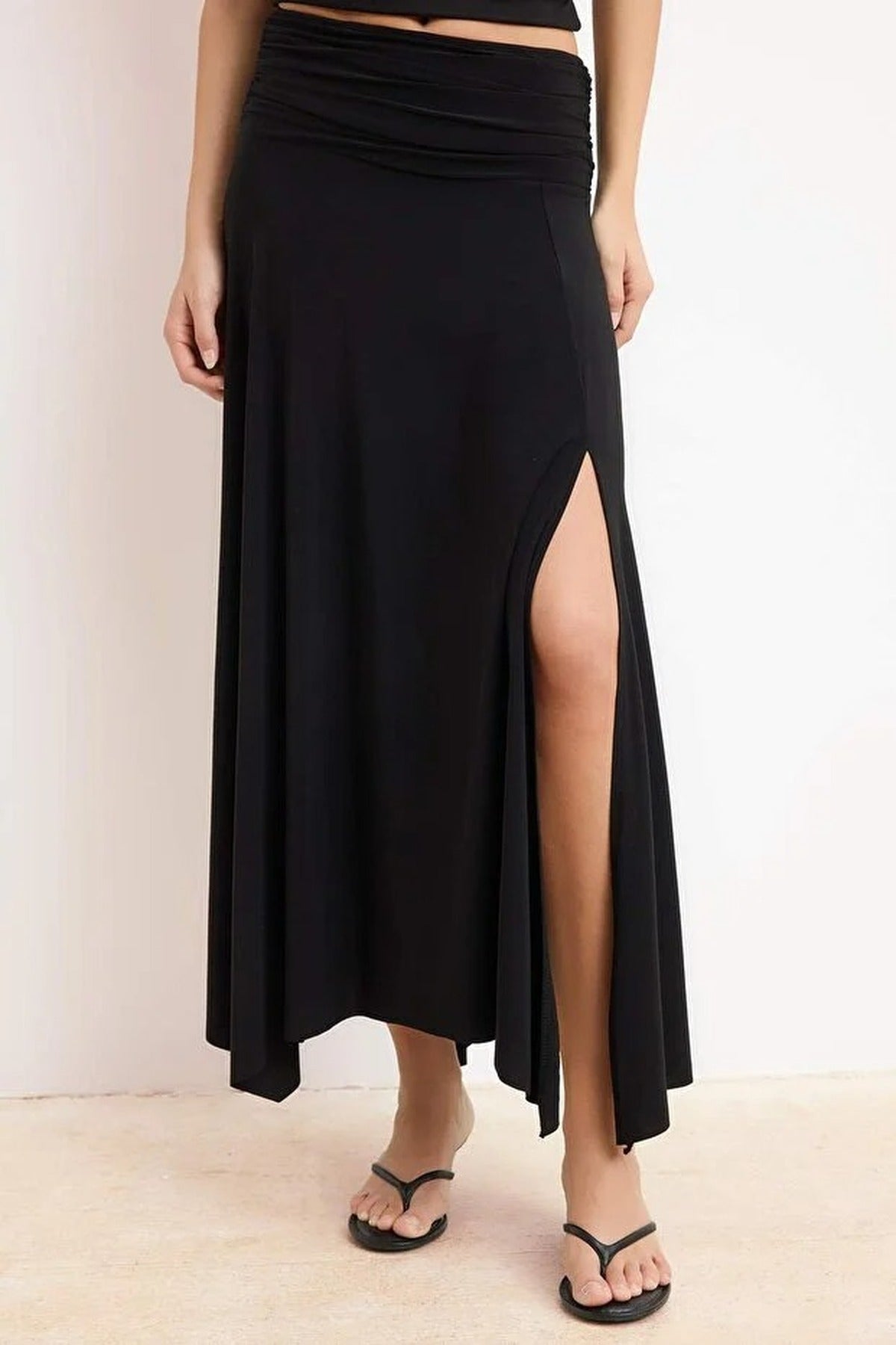 Waist Detail Slit Stretch Knit Maxi Skirt