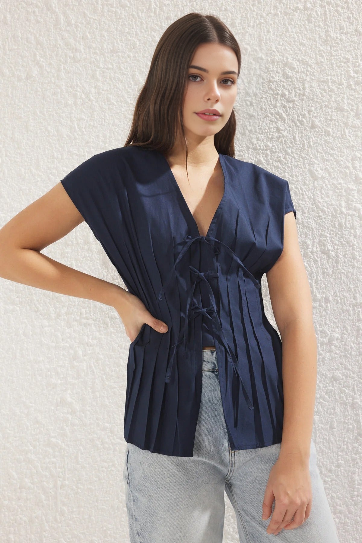 Fitted Woven Shirt with Waist Darts Detail and Tie Closure