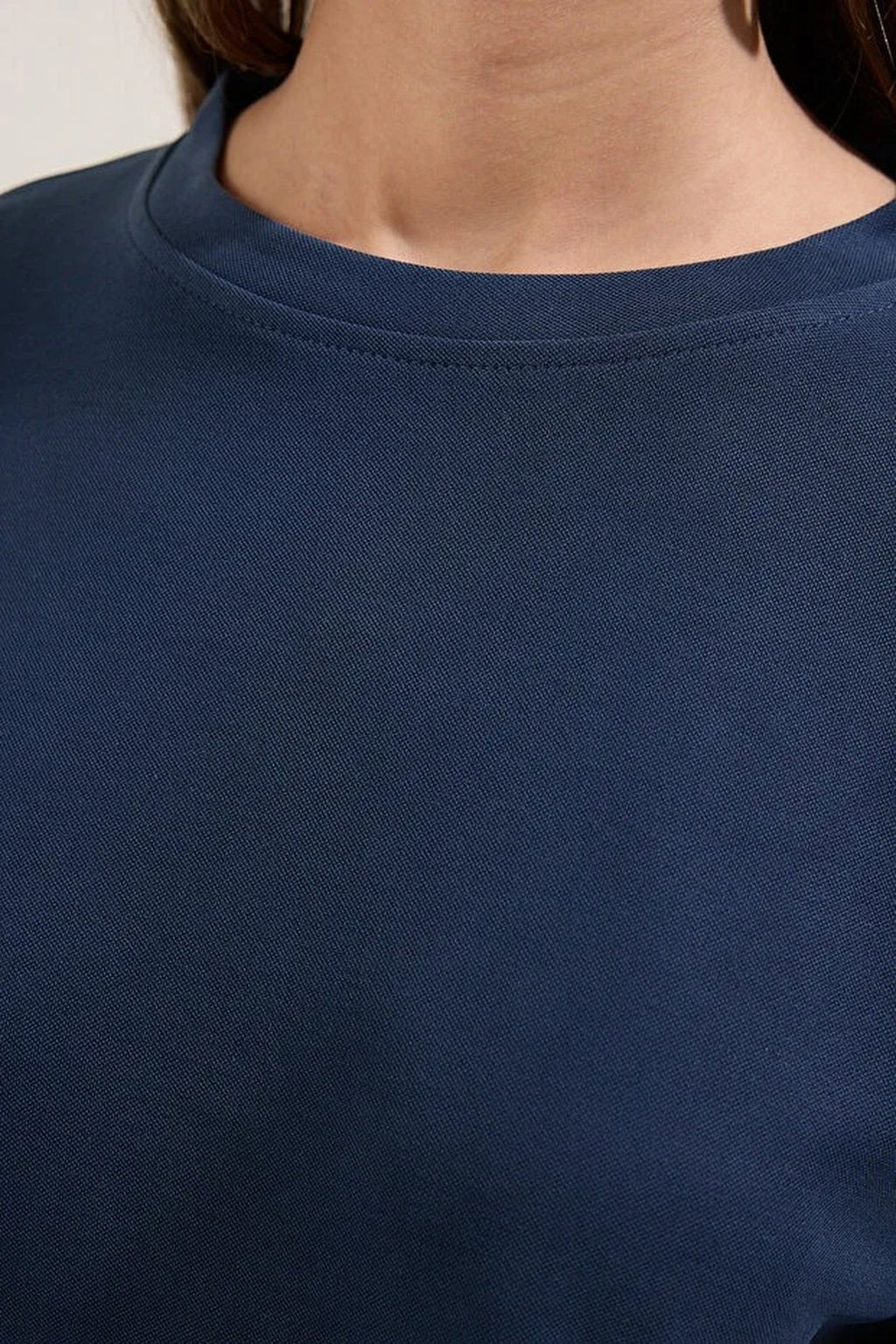 Relaxed Fit Crew Neck Short Sleeve Crop Top