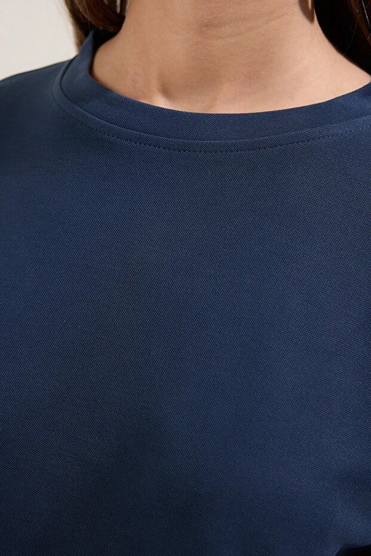 Relaxed Fit Crew Neck Short Sleeve Crop Top
