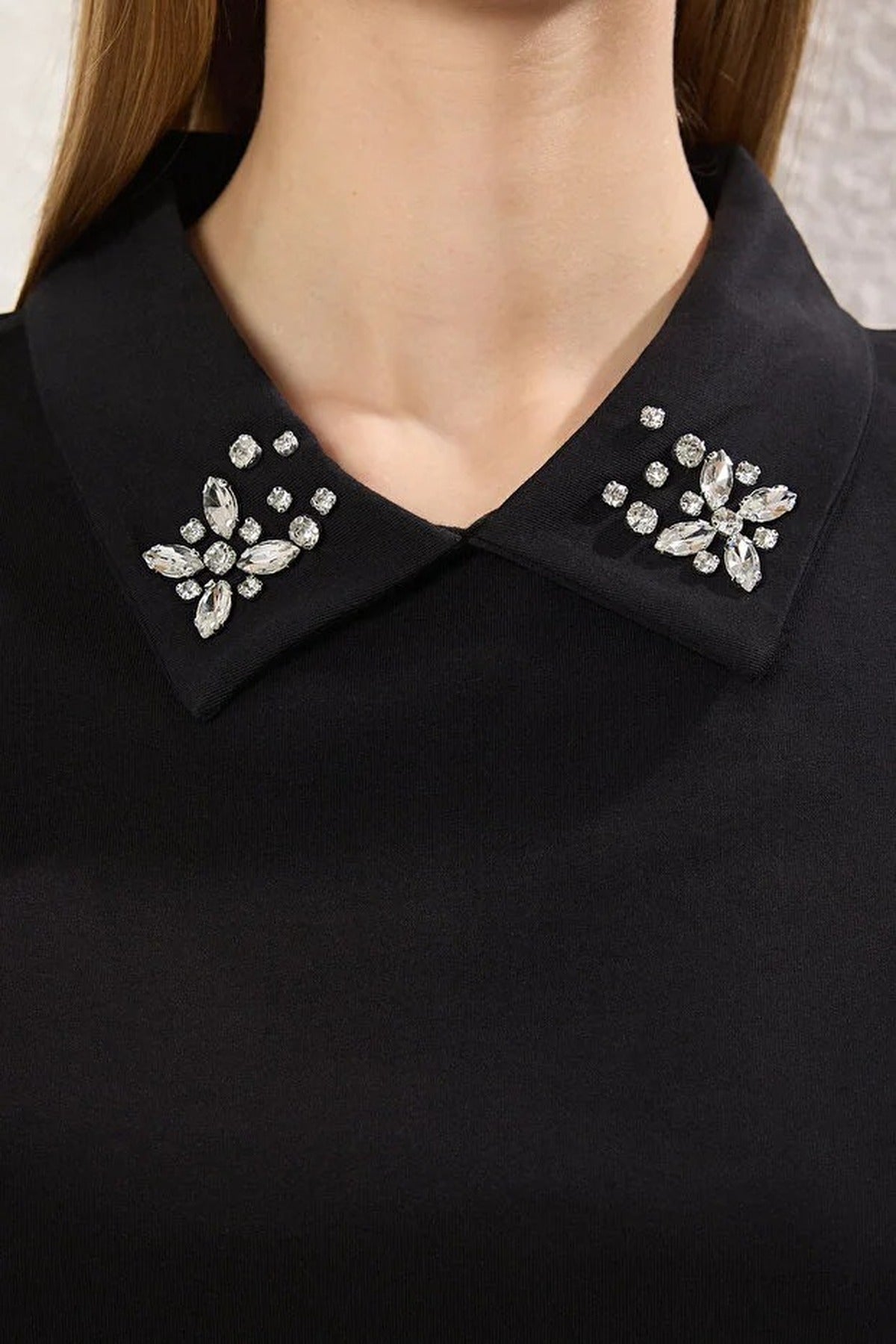 Thick Cotton Polo Collar Knitted T-Shirt with Stone Details
