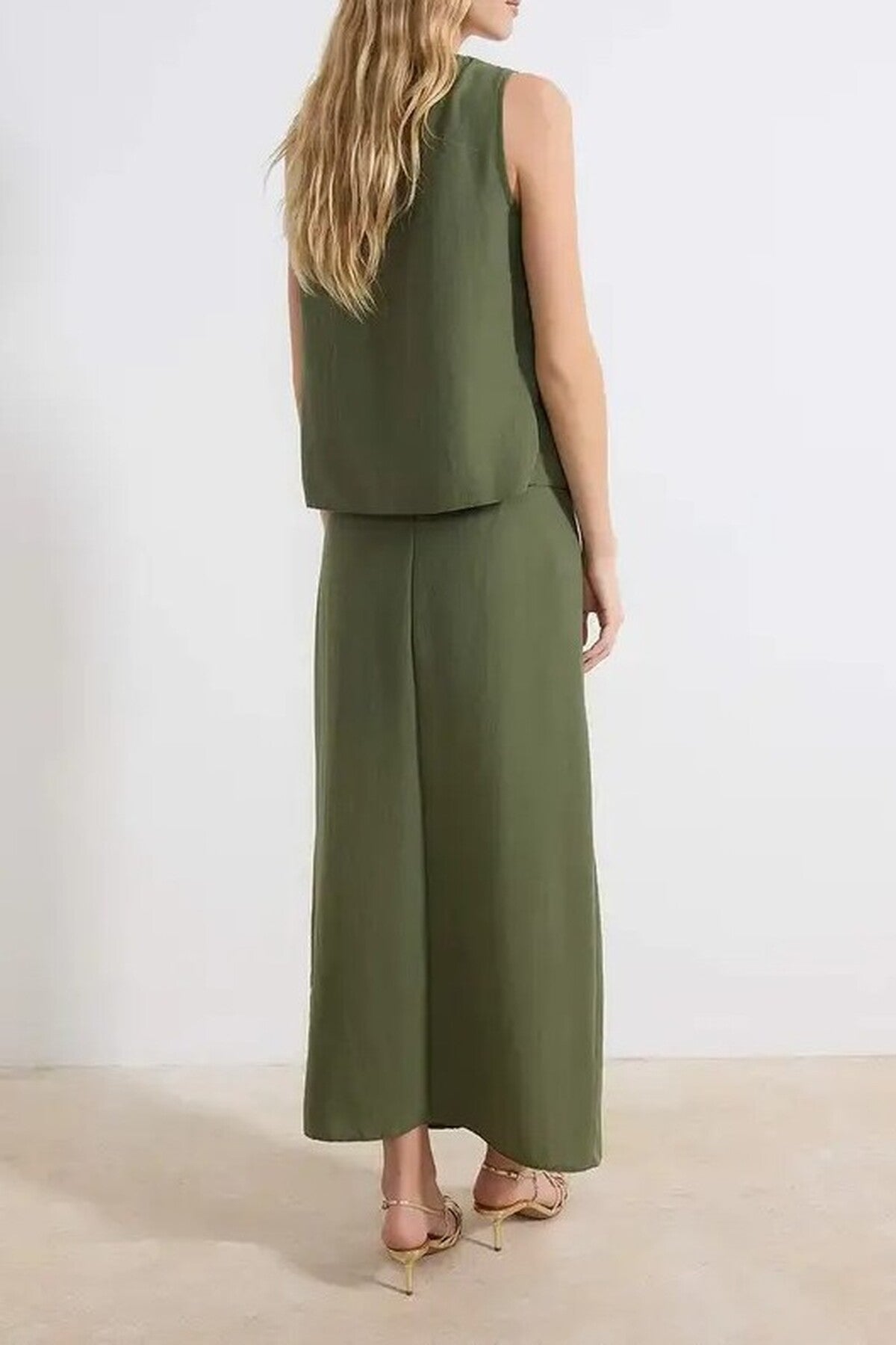 2-Piece Blouse-Skirt Woven Top and Bottom Set with Accessories and Slit Detail
