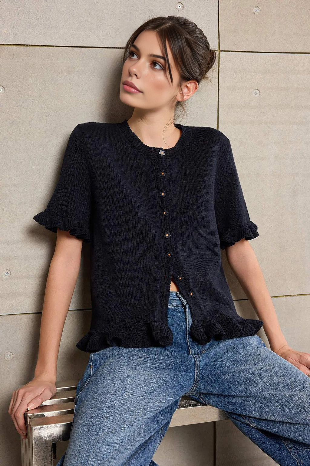 Flower Button Detail Crew Neck Knit Blouse