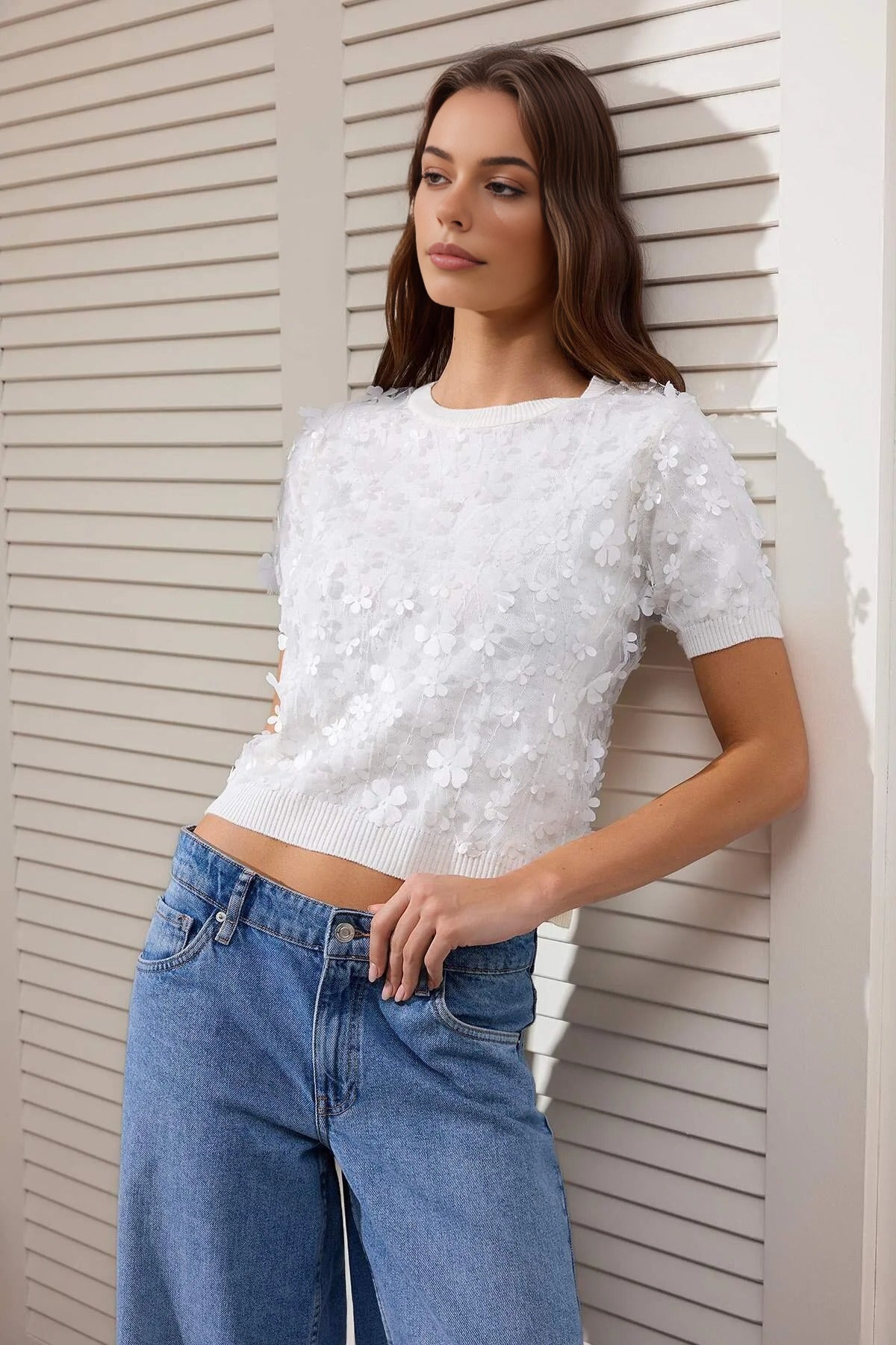 Three-Dimensional Flower Detail and Tulle Knitted Blouse