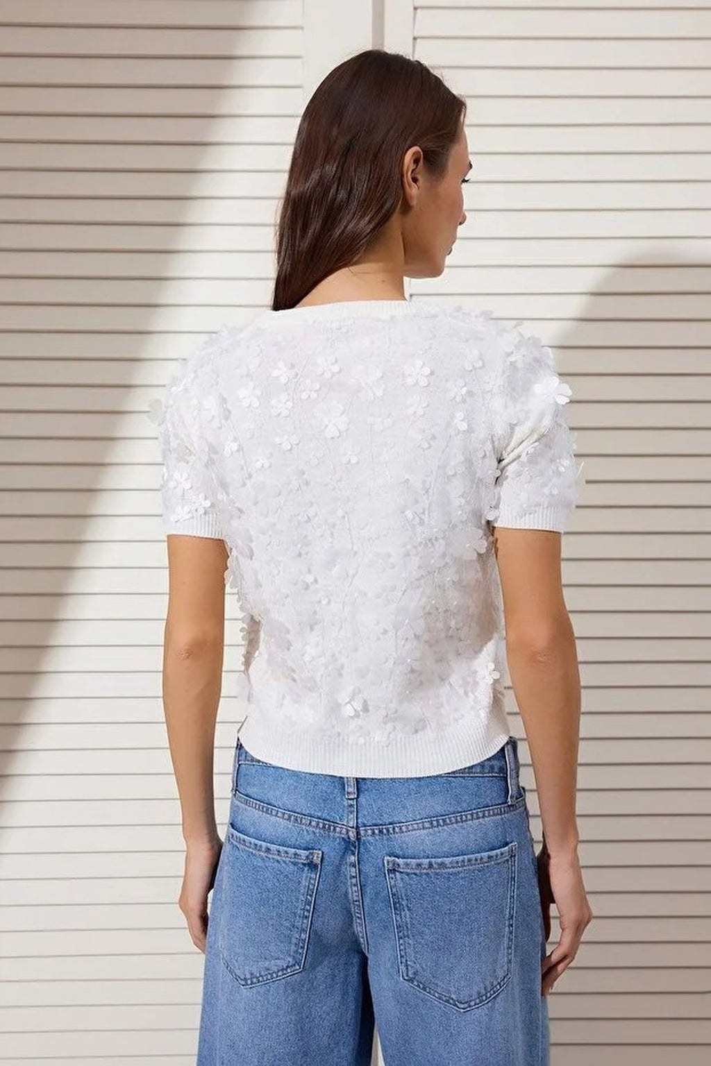 Three-Dimensional Flower Detail and Tulle Knitted Blouse