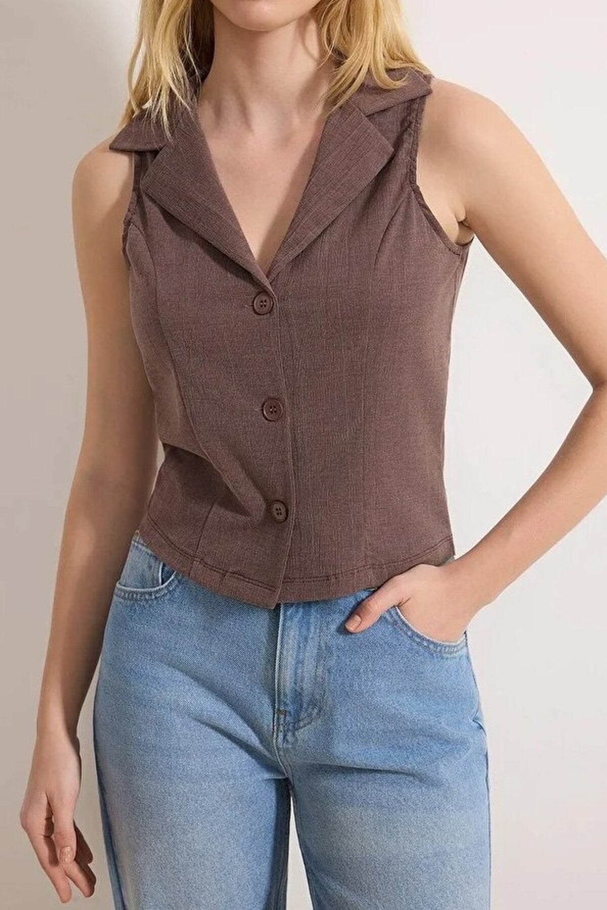 Fitted Shirt Collar Buttoned Jacquard Knit Blouse