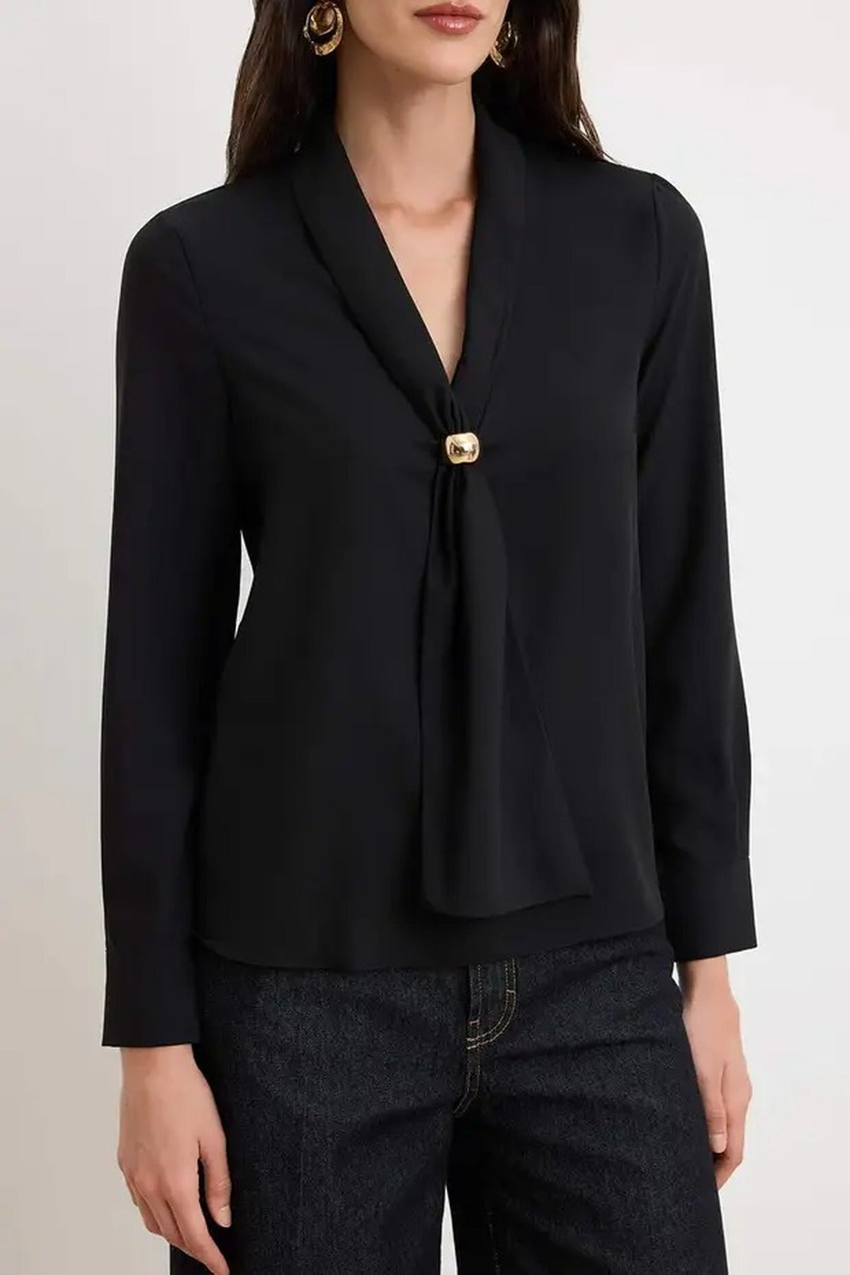 Fular Neck Accessory Detail Long Sleeve Satin Blouse