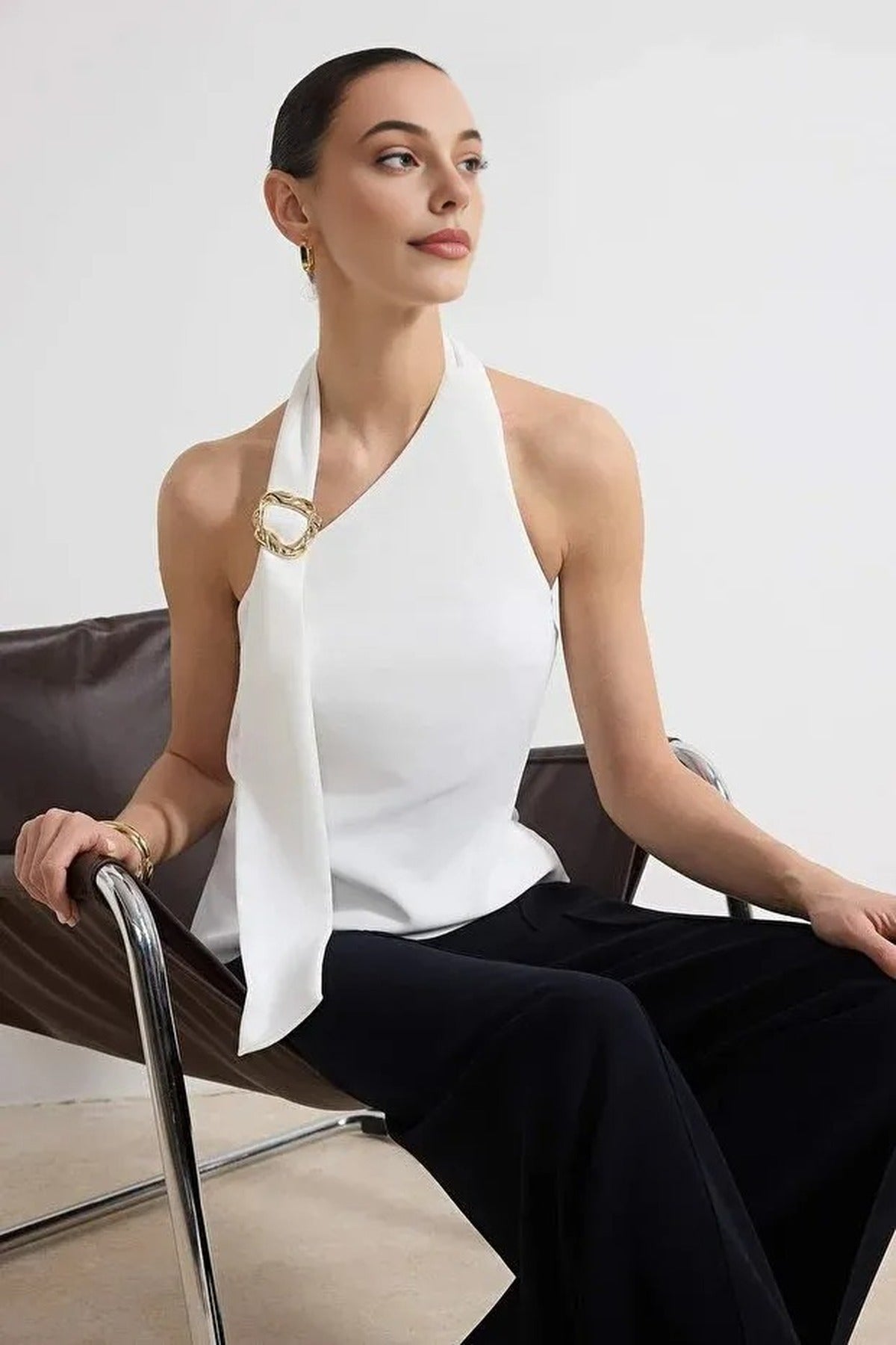 Woven Blouse with Collar Accessory Detail