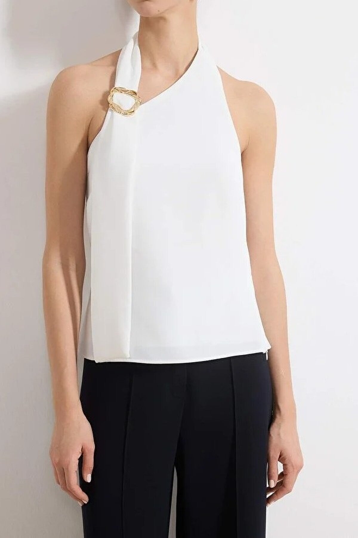 Woven Blouse with Collar Accessory Detail