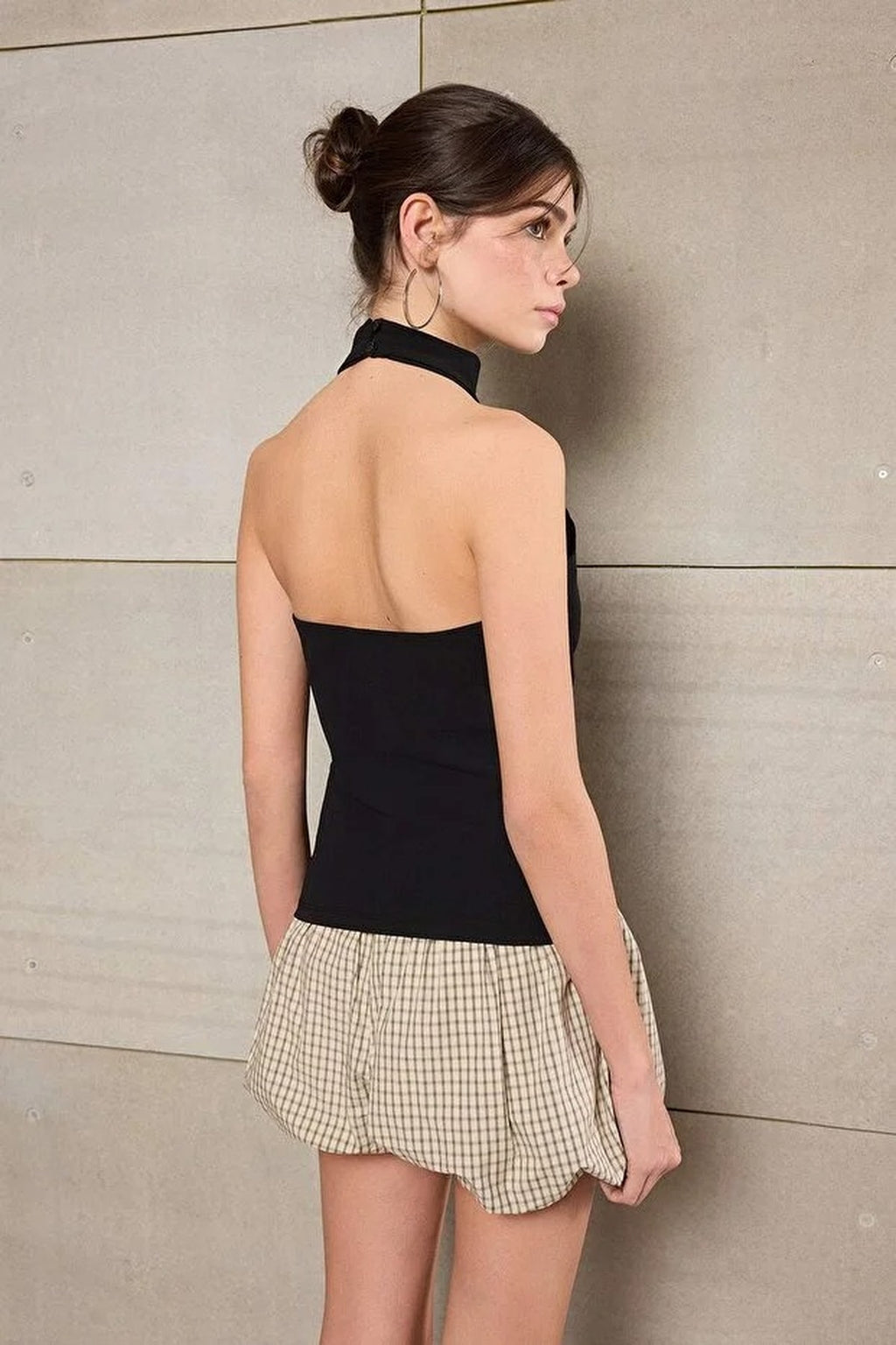 Fitted Halter Neck Gathered Paper Touch Knit Blouse