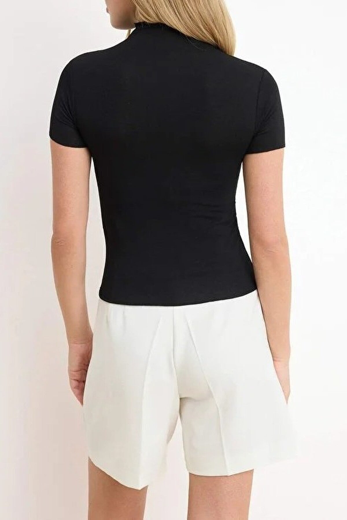 Fitted High Neck Short Sleeve Transparent Knitted Blouse