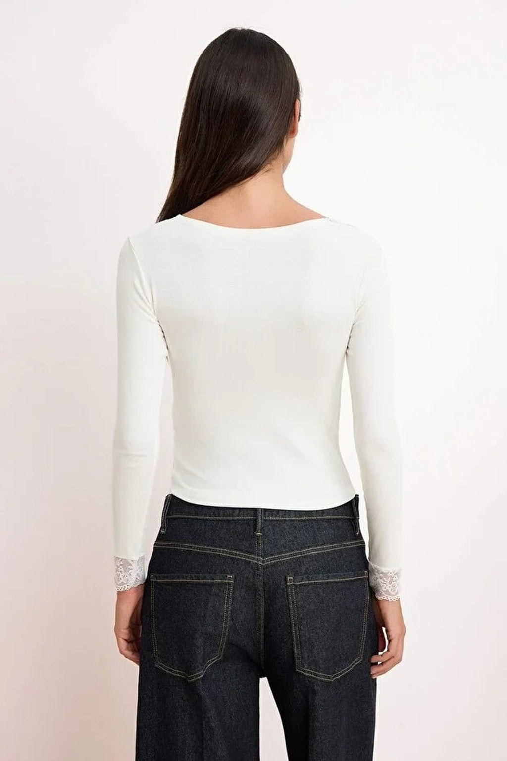 Fitted V-neck Soft Knit Blouse with Lace Detail