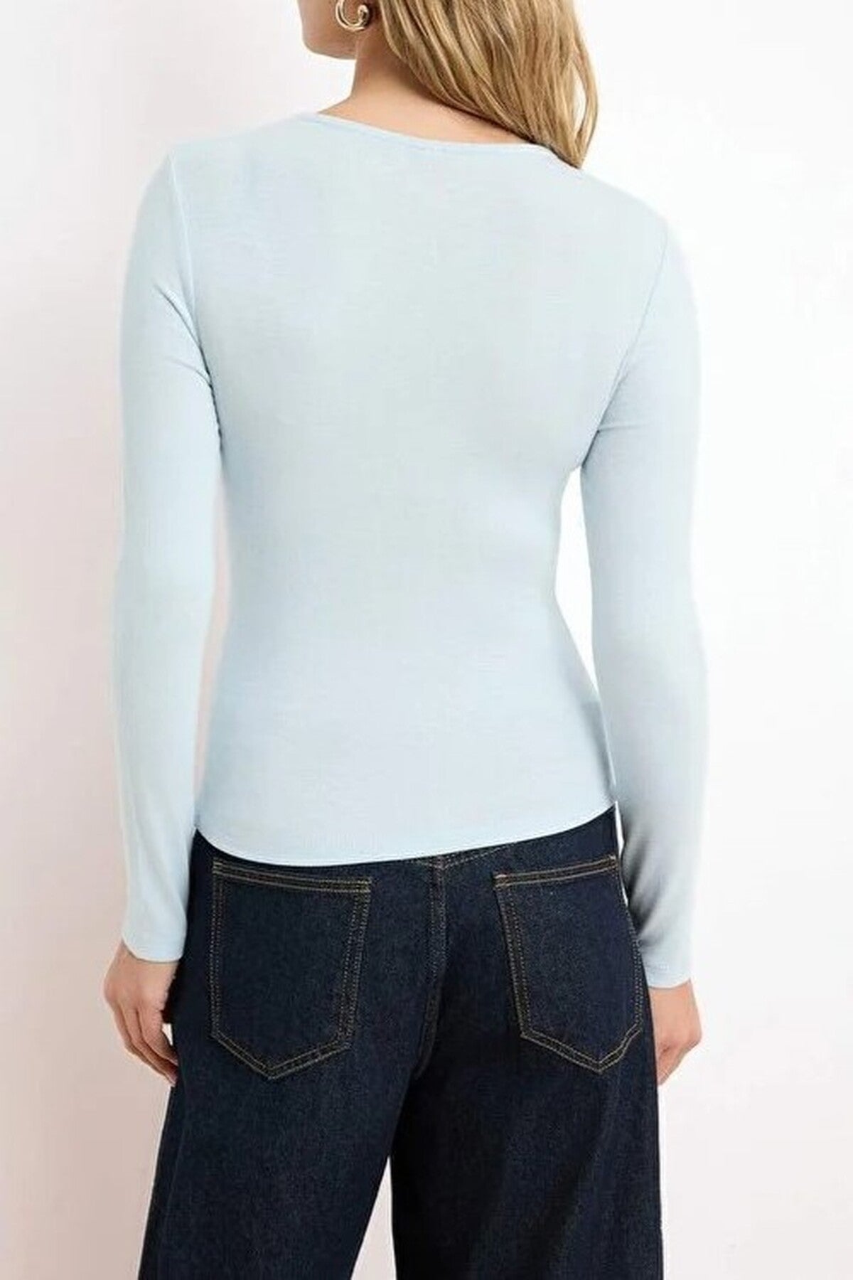 Regular V-Neck Short Sleeved Soft Knitted Blouse