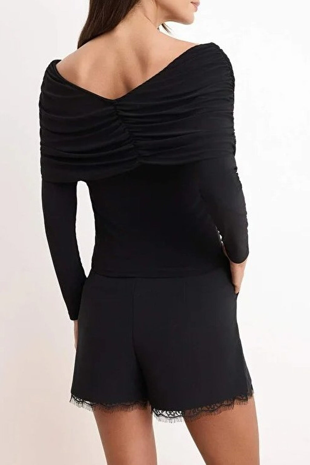 Fitted Carmen Neckline Gathered Detail Long Sleeve Knitted Blouse