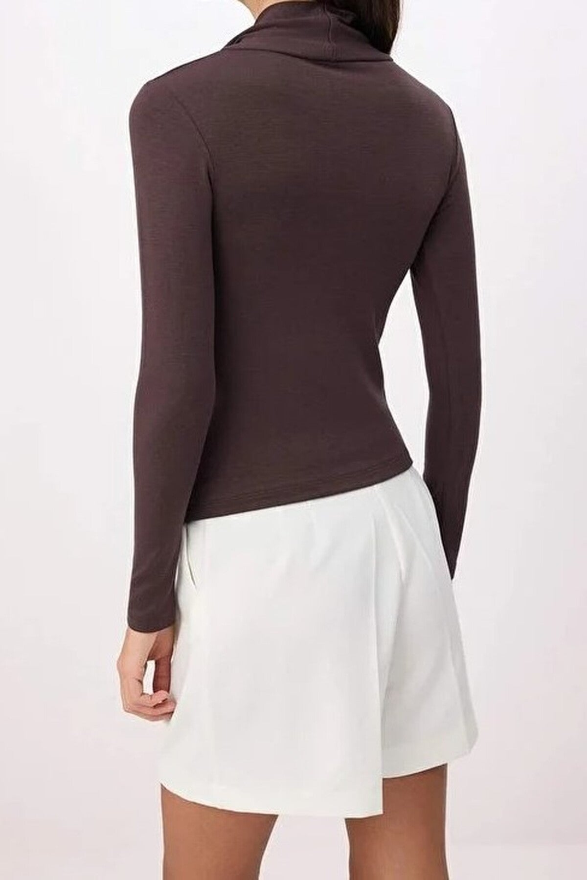 Fitted Scarf Collar Long-Sleeved Cotton Knit Blouse
