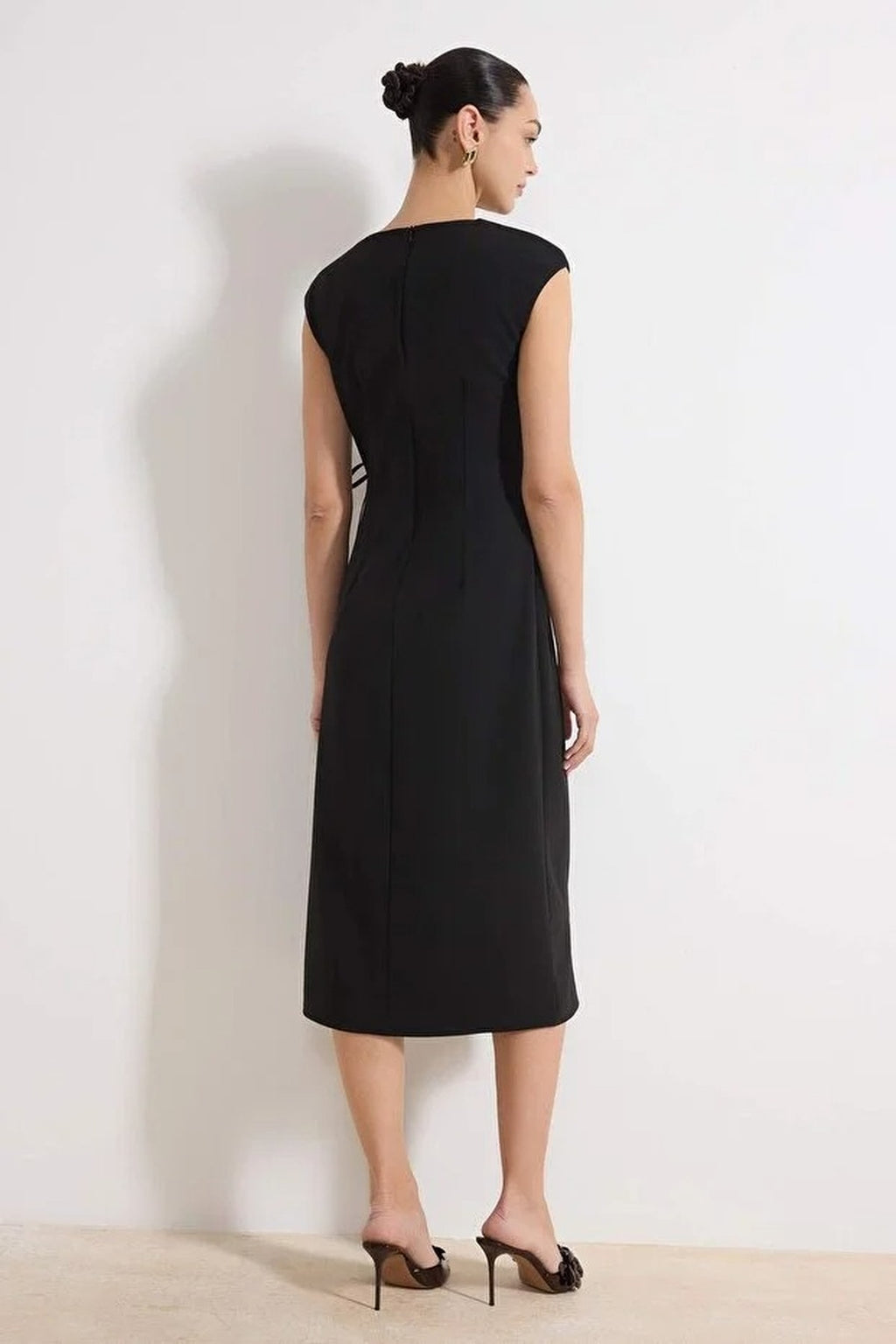 Tie Detail Sleeveless Midi Dress
