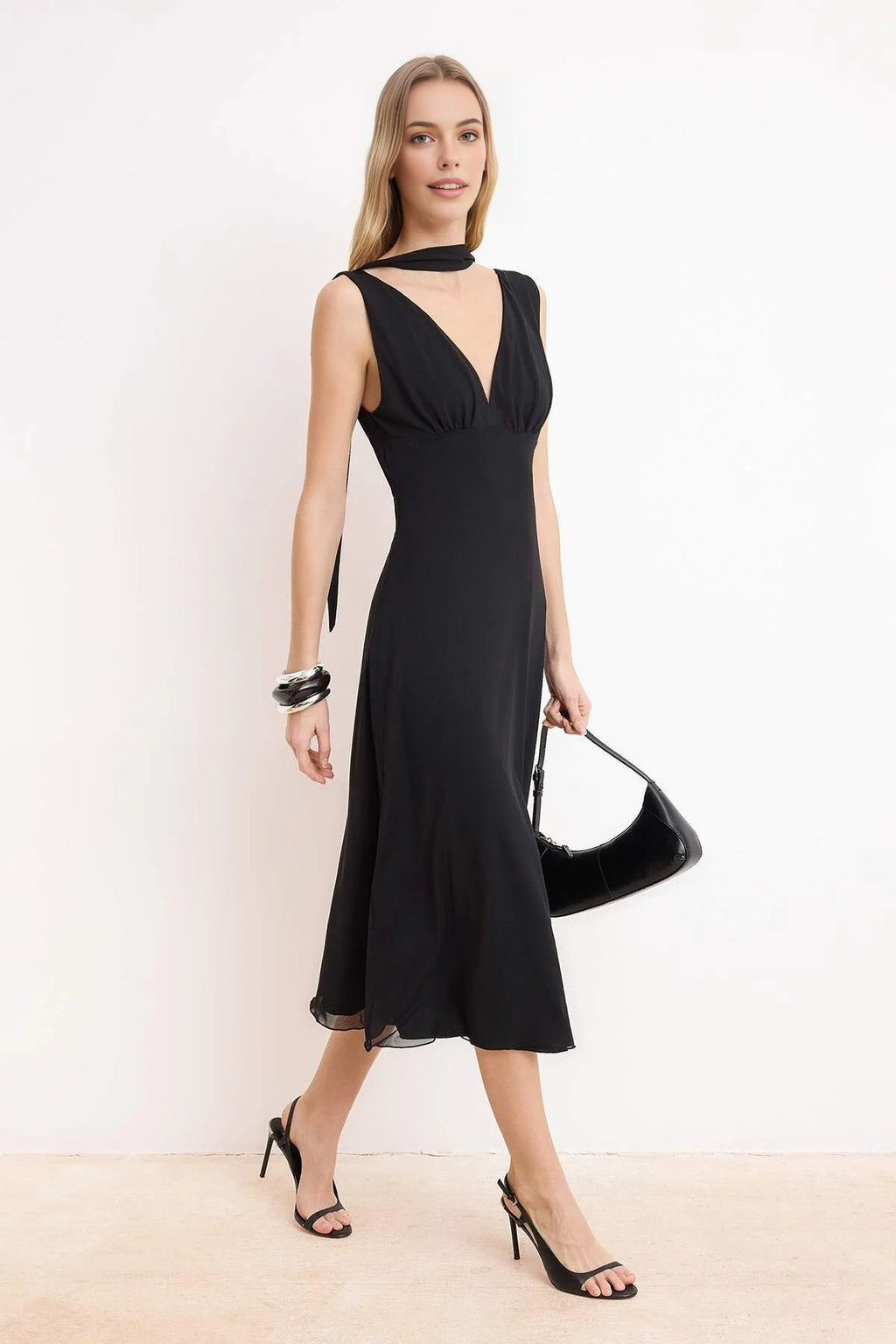 A-Line Sleeveless Ruched Maxi Tulle Knit Dress