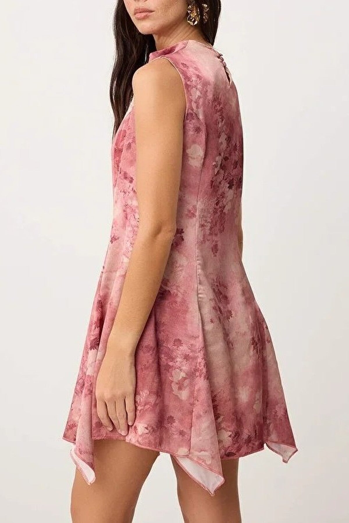 Shift Sleeveless Crew Neck Extra Mini Dress
