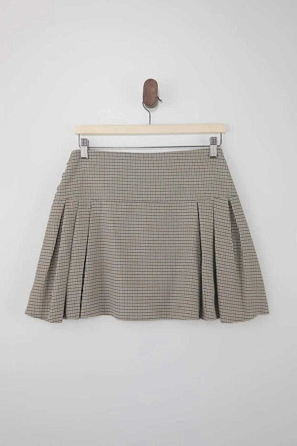Pleat Detail Woven Mini Skirt