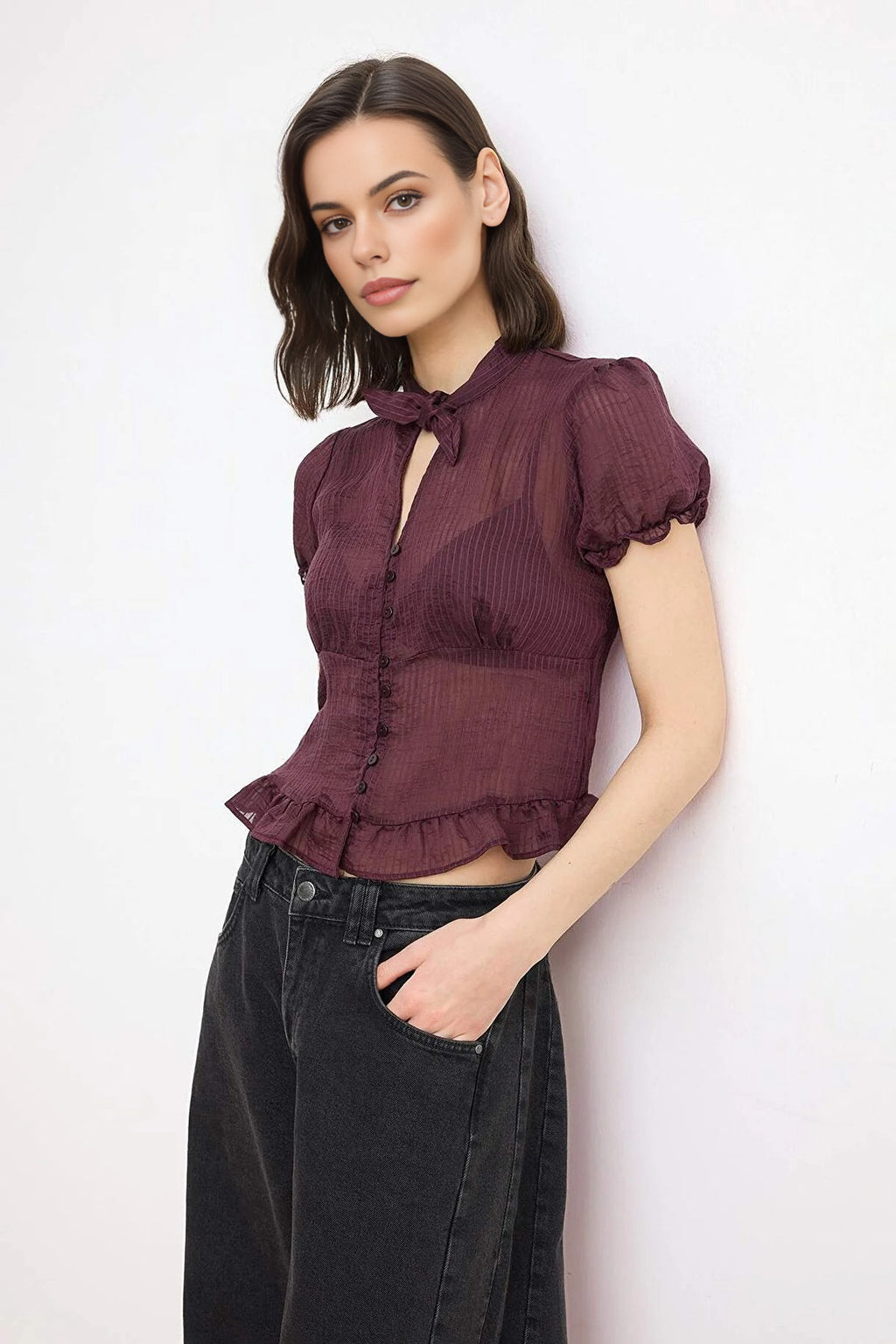 Buttoned Lightweight Fitted Shirt