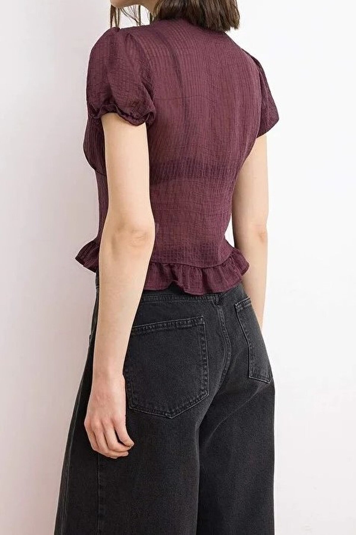 Buttoned Lightweight Fitted Shirt
