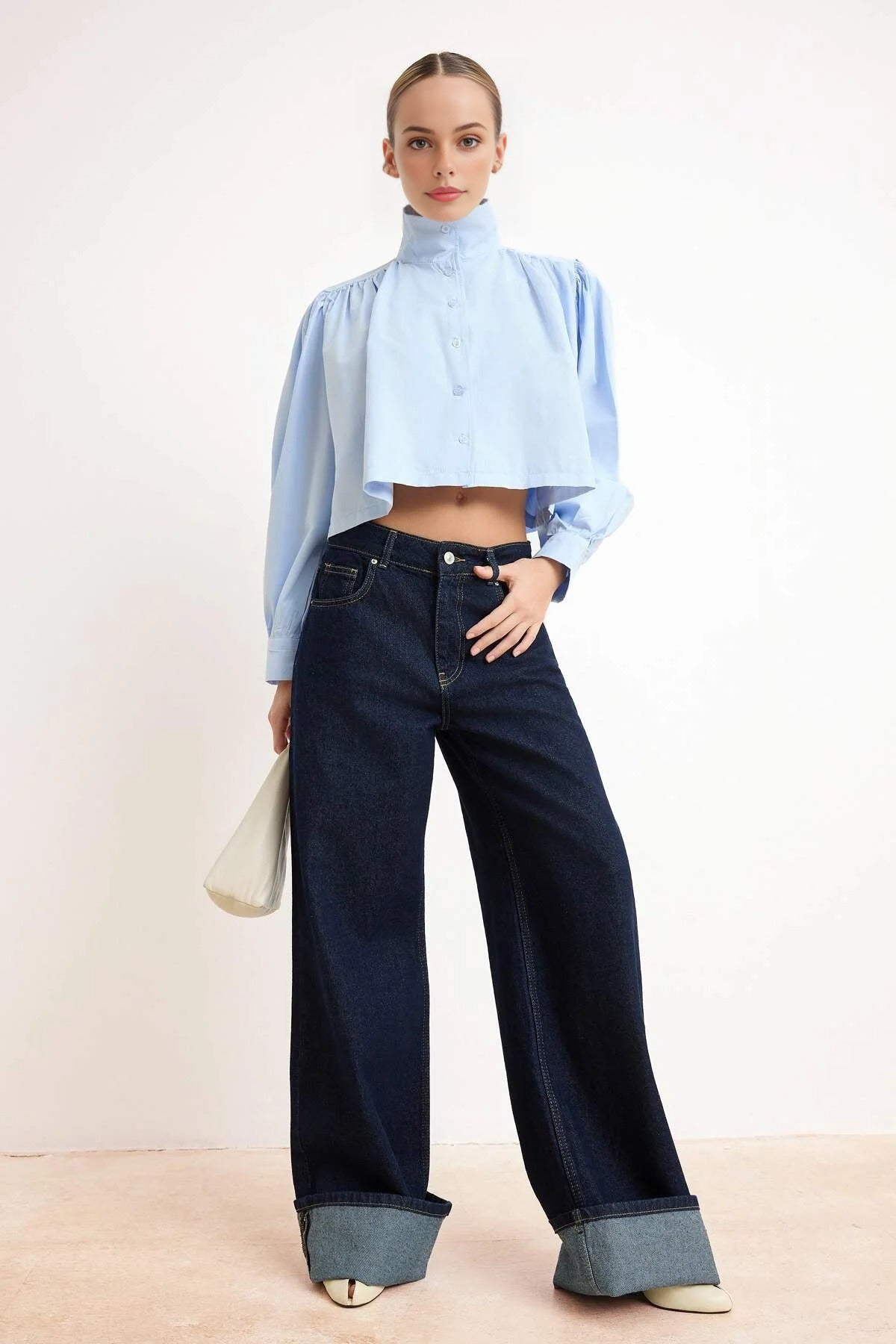 Gathered Crop Fit Shirt