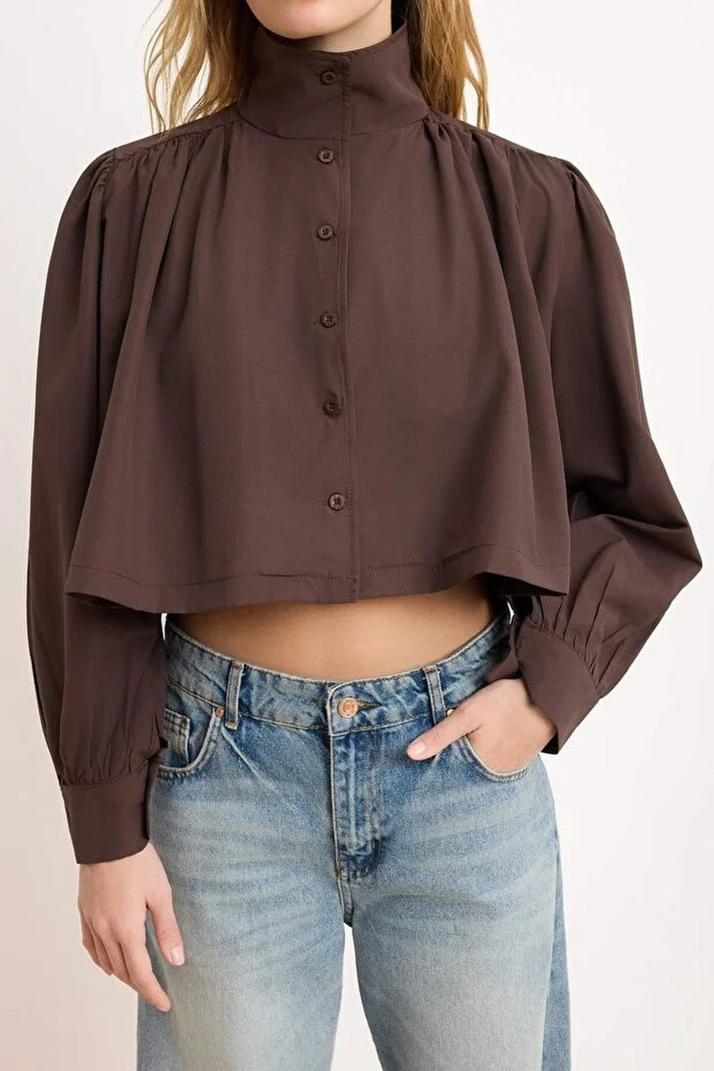 Gathered Crop Fit Shirt