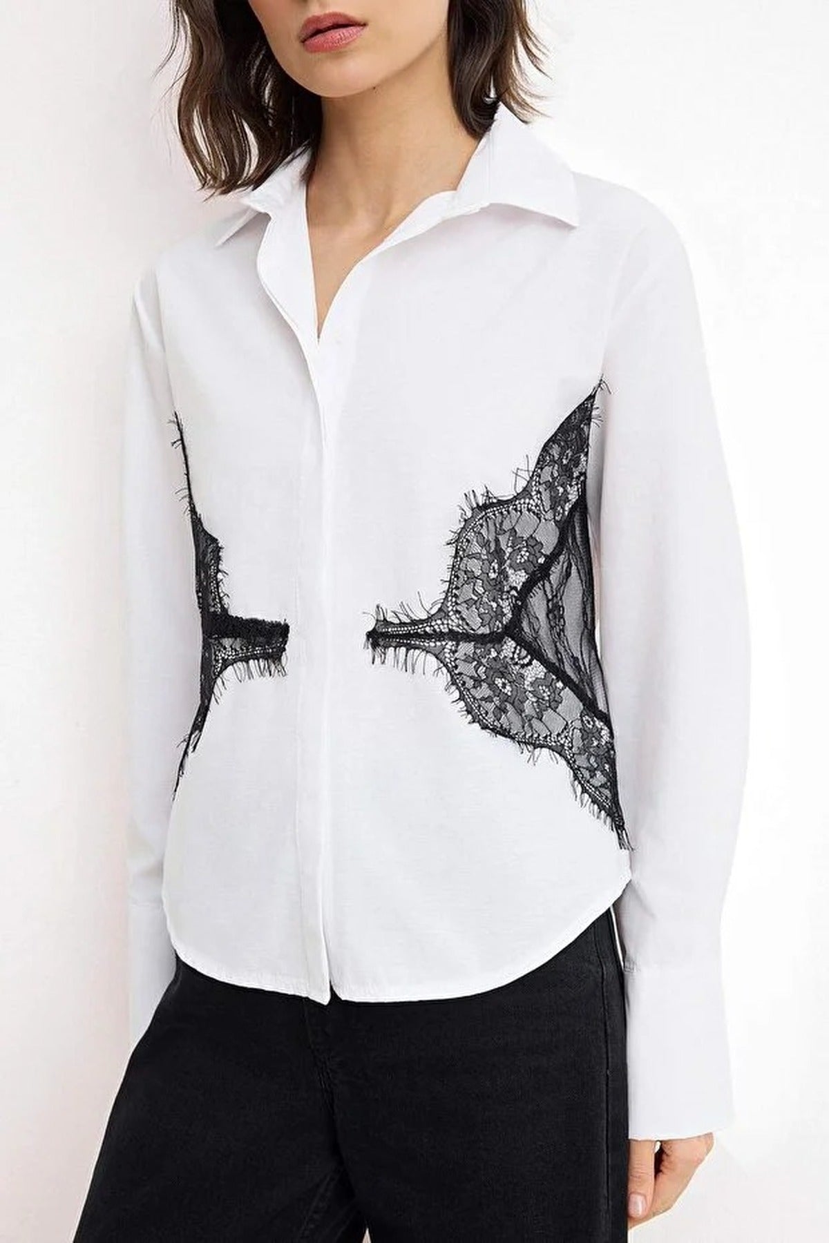 Lace Detail Adjustable Waist Shirt