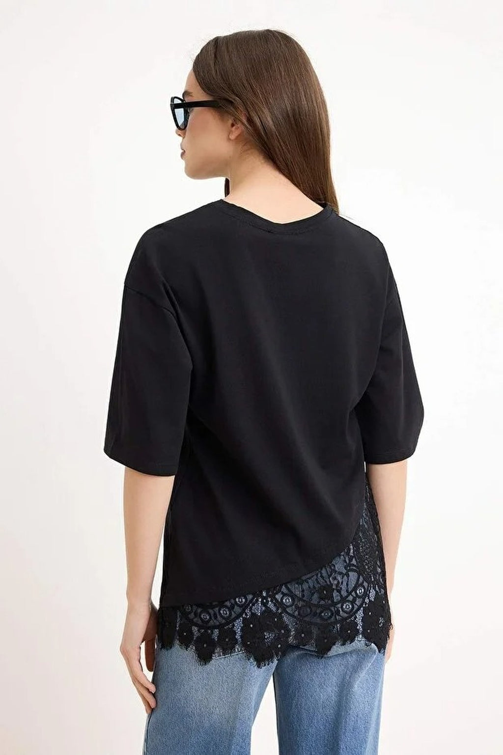 Regular Fit Lace Detail Short Sleeve T-Shirt