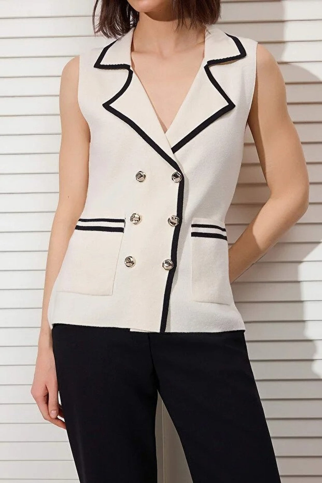 Fitted Jacket Collar Vest